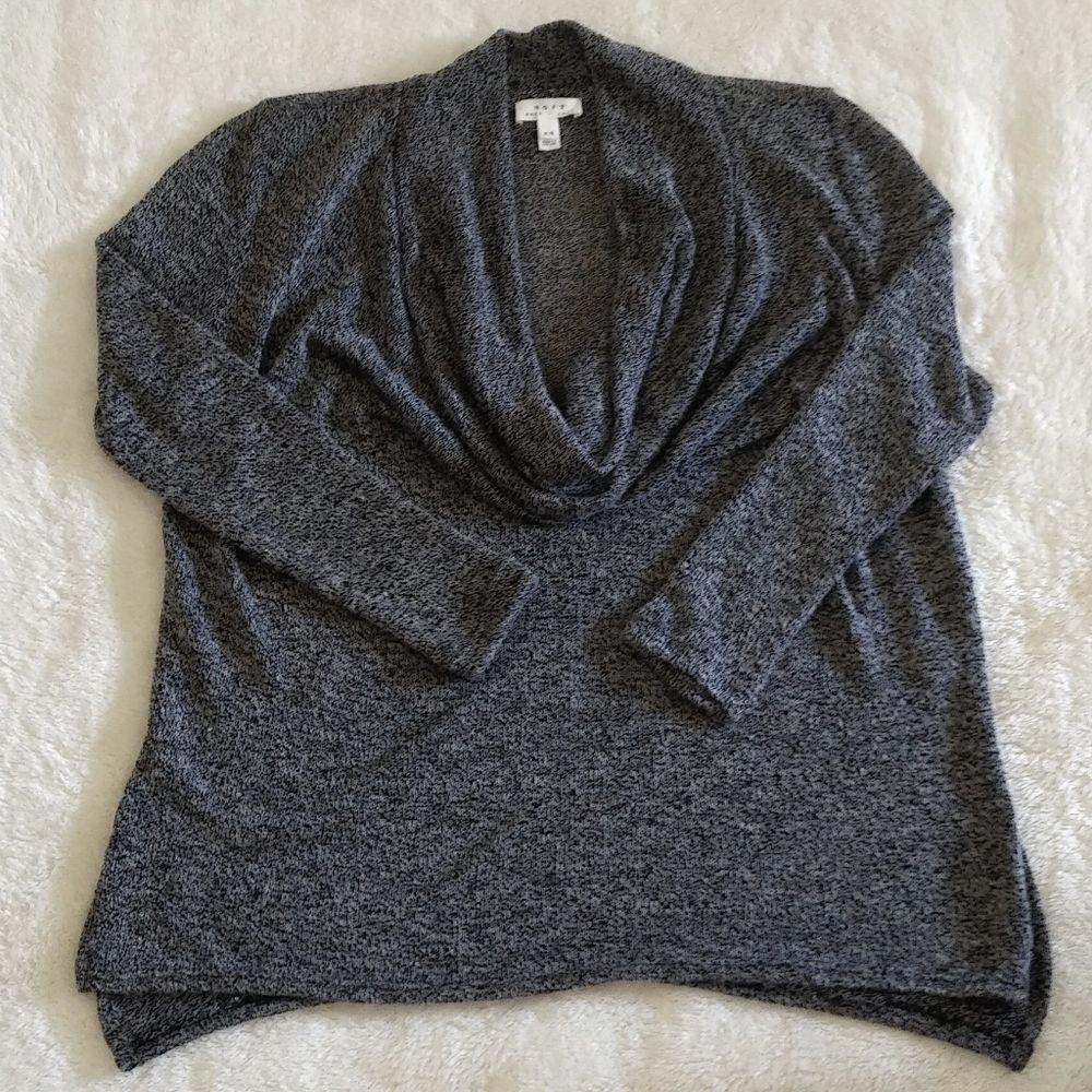 Soft🐑 Joie😊 Lightweight Cowl Neck Sweater-Used - Picture 3 of 7